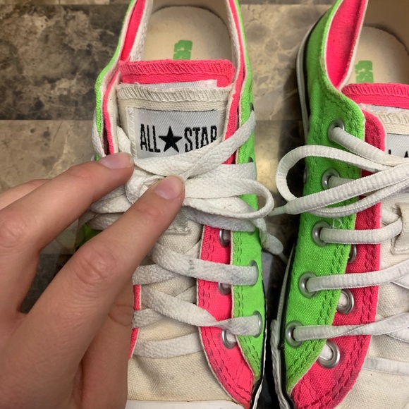 Neon converse - Picture 3 of 6
